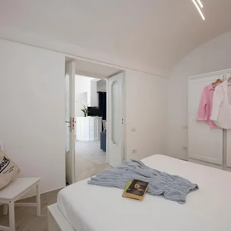 Apartmán Venere House -balcony & Seaview